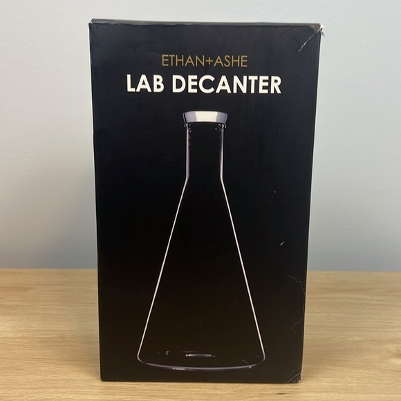 NEW Ethan+Ashe Wine Whiskey Lab Decanter Bartending Tool - Picture 5 of 12